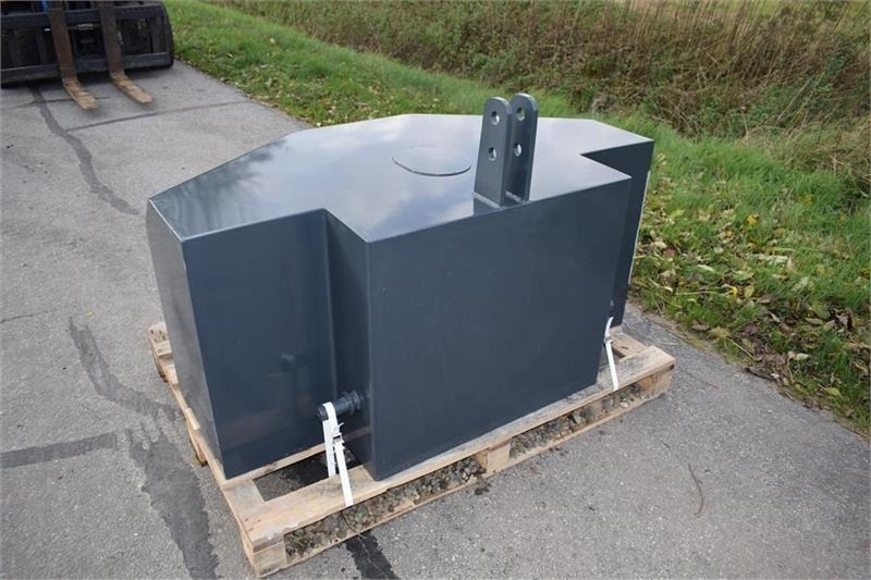 - - - 1500 kilo J-Maskiner - Gegengewicht für Landmaschine: das Bild 5 - - - 1500 kilo J-Maskiner - Gegengewicht für Landmaschine: das Bild 5