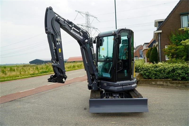 Minibagger Eurotrac HE26-SR: das Bild 6