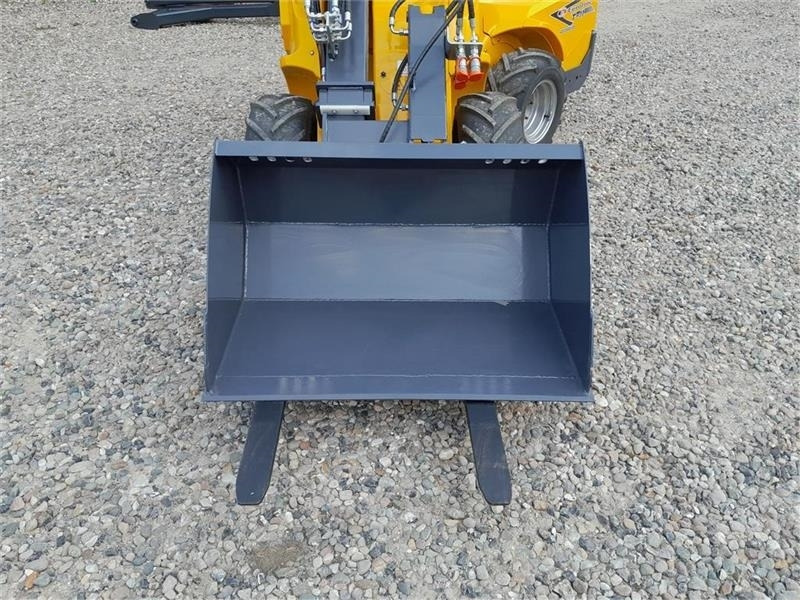 Hoflader Eurotrac W11 Teleskoparm: das Bild 14