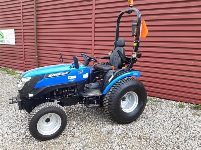 Solis 26 hst - Kommunaltraktor: das Bild 1 Solis 26 hst - Kommunaltraktor: das Bild 1