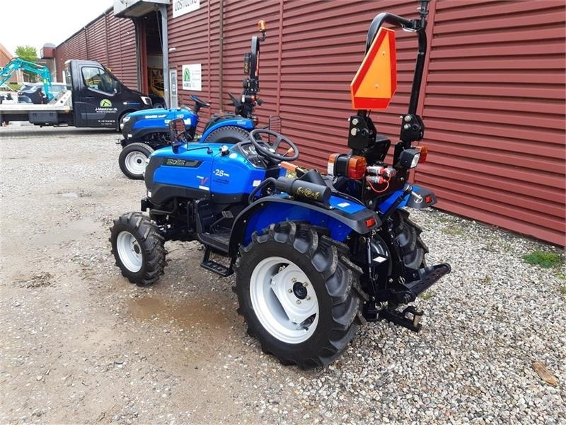 Solis 26 servostyring og brede traktor dæk - Kommunaltraktor: das Bild 2 Solis 26 servostyring og brede traktor dæk - Kommunaltraktor: das Bild 2