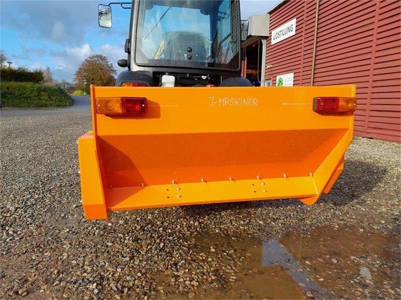 Solis 26 vinter sæt - Kommunaltraktor: das Bild 4 Solis 26 vinter sæt - Kommunaltraktor: das Bild 4