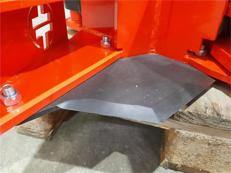 - - - TRÆ KLIPPER - Fällgreifer: das Bild 4 - - - TRÆ KLIPPER - Fällgreifer: das Bild 4