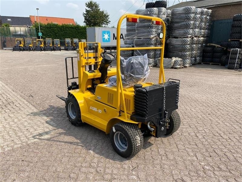 - - - eurotrac Agri 10 - Dieselstapler: das Bild 2 - - - eurotrac Agri 10 - Dieselstapler: das Bild 2