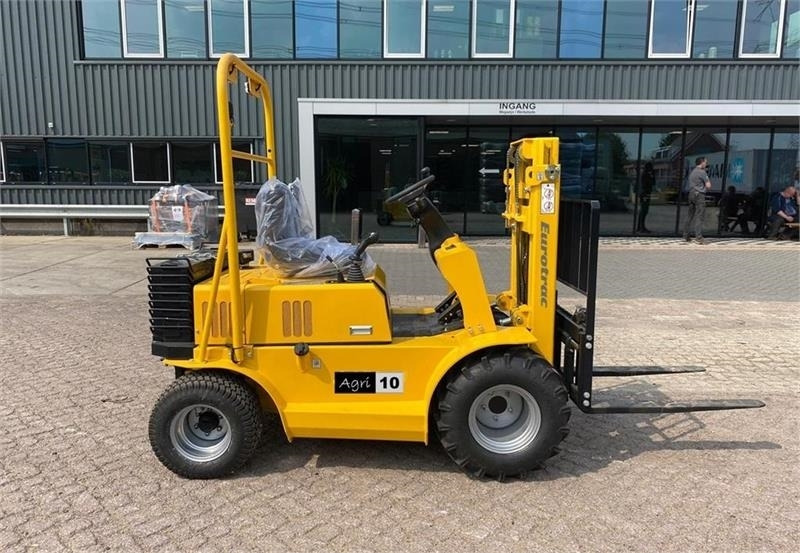 - - - eurotrac Agri 10 - Dieselstapler: das Bild 1 - - - eurotrac Agri 10 - Dieselstapler: das Bild 1
