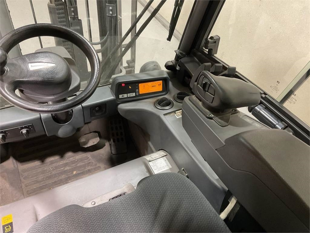 Elektrostapler Jungheinrich EFG 320: das Bild 6 Elektrostapler Jungheinrich EFG 320: das Bild 6