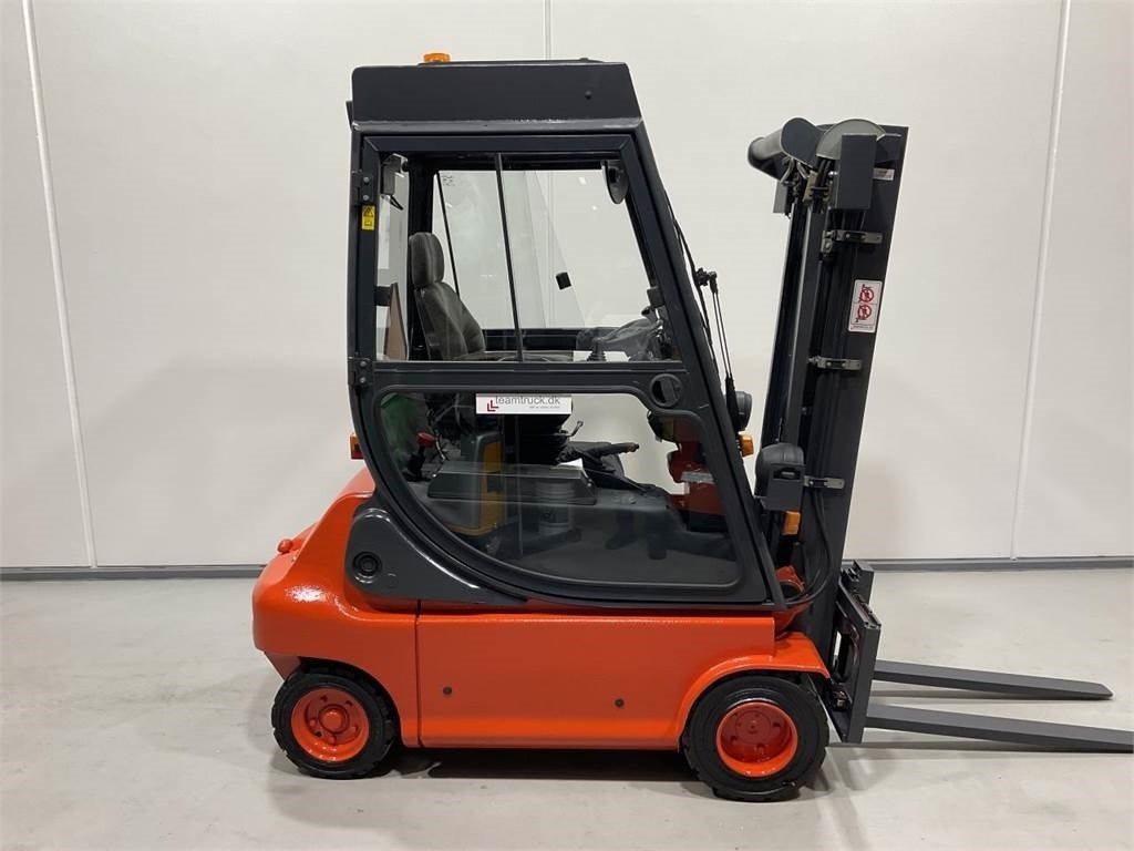 Linde E20P-02 - Elektrostapler: das Bild 1 Linde E20P-02 - Elektrostapler: das Bild 1