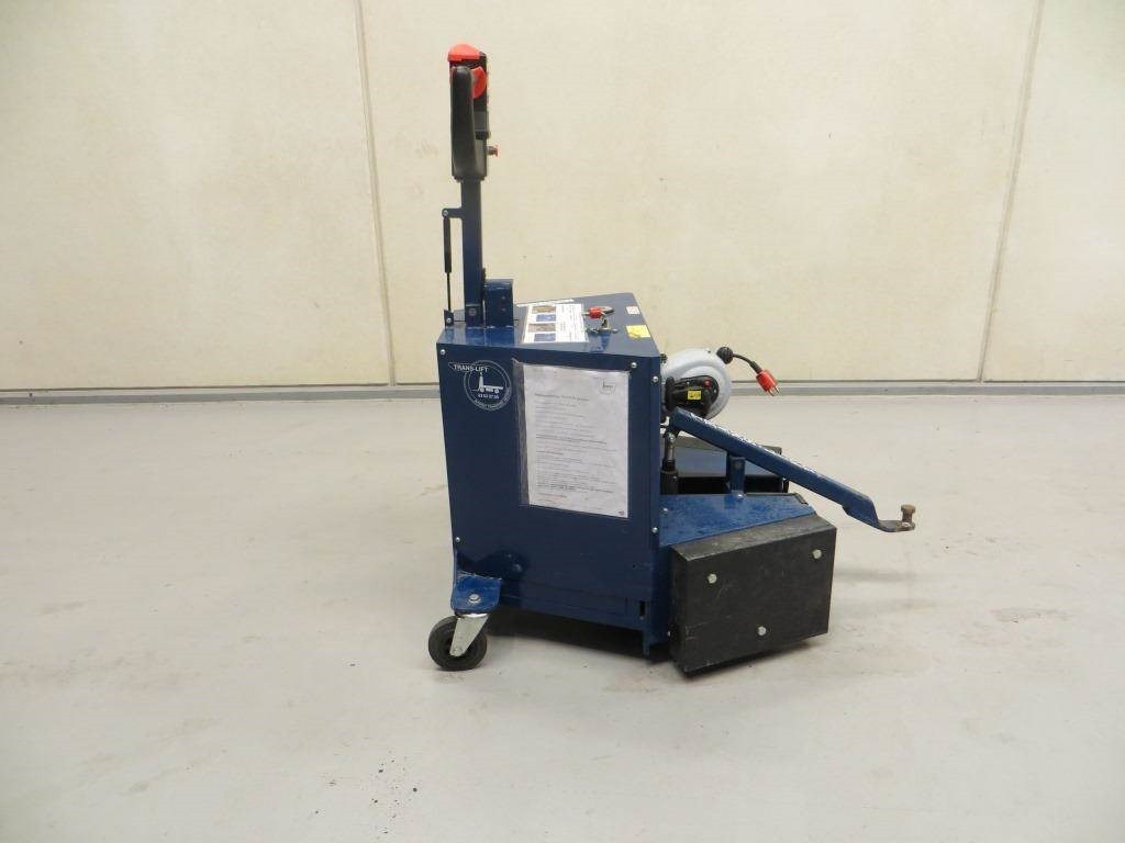 Trans lift TLD1806 - Schleppfahrzeug: das Bild 1 Trans lift TLD1806 - Schleppfahrzeug: das Bild 1