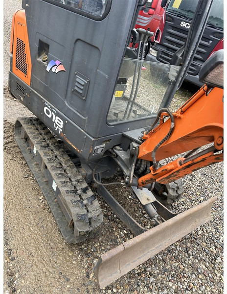 Doosan Slo 18 - 1.8T with bucket packed (Low Hours) - Minibagger: das Bild 4 Doosan Slo 18 - 1.8T with bucket packed (Low Hours) - Minibagger: das Bild 4