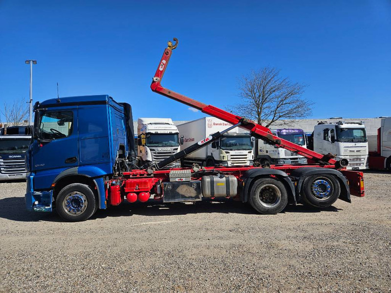 Mercedes-Benz Actros 2540 L // Kroghejs / Hook / Hagen// - Abrollkipper: das Bild 2 Mercedes-Benz Actros 2540 L // Kroghejs / Hook / Hagen// - Abrollkipper: das Bild 2