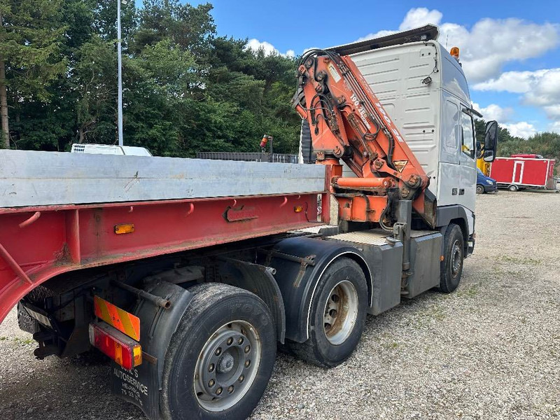 Volvo FH 12 460 6x2 with Terex 190.2E crane + remote - Sattelzugmaschine: das Bild 4 Volvo FH 12 460 6x2 with Terex 190.2E crane + remote - Sattelzugmaschine: das Bild 4