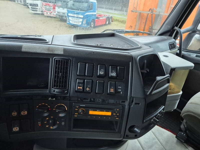 Sattelzugmaschine Volvo FH 500 6x2 // Hydraulic // Double boogie: das Bild 15