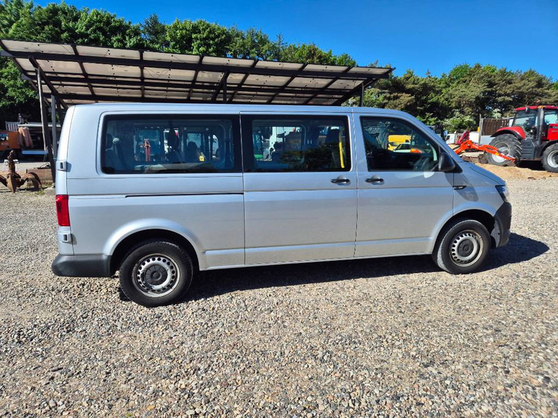 Volkswagen Transporter 2,0 TDi 102 Kombi lang 4d 9 prs - PKW: das Bild 5 Volkswagen Transporter 2,0 TDi 102 Kombi lang 4d 9 prs - PKW: das Bild 5