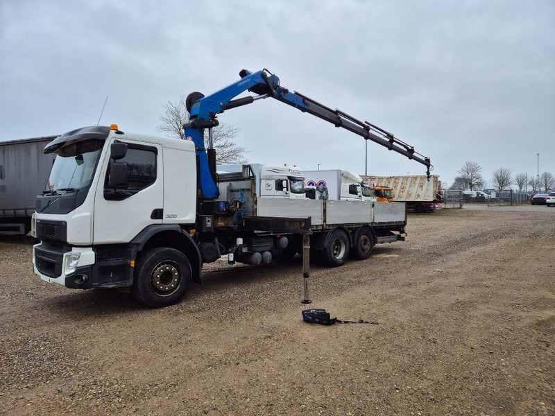Volvo FE320 6x2/4 // HMF2120 K5 // - Autokran: das Bild 1 Volvo FE320 6x2/4 // HMF2120 K5 // - Autokran: das Bild 1