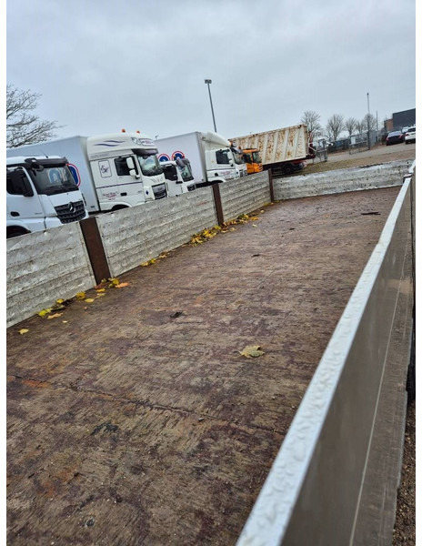 Volvo FE320 6x2/4 // HMF2120 K5 // - Autokran: das Bild 5 Volvo FE320 6x2/4 // HMF2120 K5 // - Autokran: das Bild 5