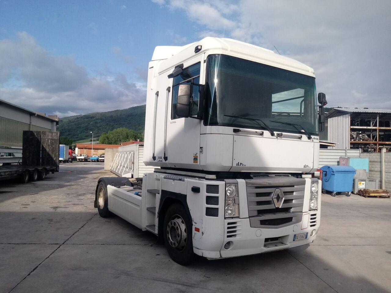 Renault MAGNUM 500 DXI E.5 - Sattelzugmaschine: das Bild 3 Renault MAGNUM 500 DXI E.5 - Sattelzugmaschine: das Bild 3