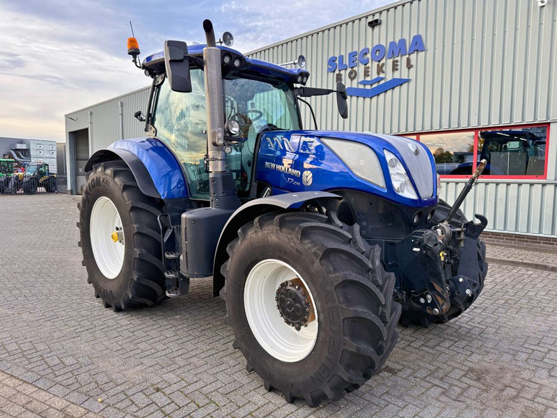 New Holland T7.270 AC 10 Years Blue Power Edition - Traktor: das Bild 4 New Holland T7.270 AC 10 Years Blue Power Edition - Traktor: das Bild 4