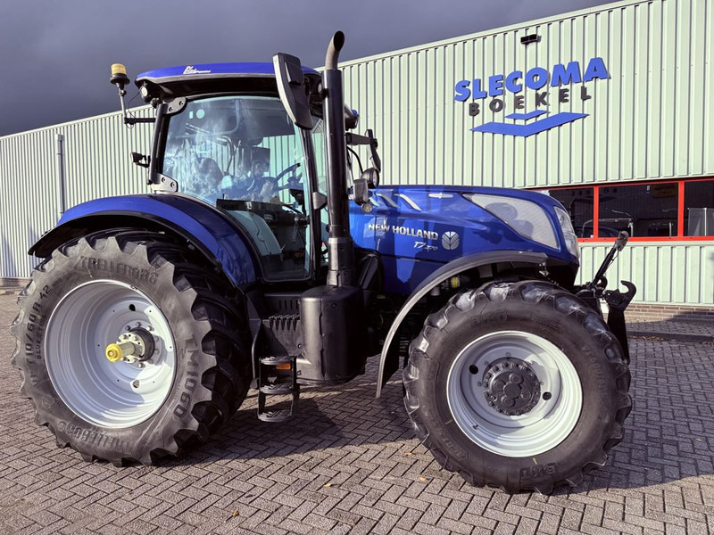 New Holland T7.270 AC Stage V Blue Power - Traktor: das Bild 4 New Holland T7.270 AC Stage V Blue Power - Traktor: das Bild 4