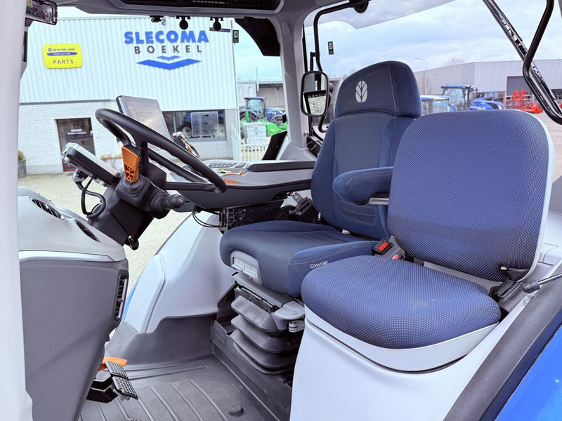 New Holland T7.315HD Auto Command + GPS - Traktor: das Bild 5 New Holland T7.315HD Auto Command + GPS - Traktor: das Bild 5