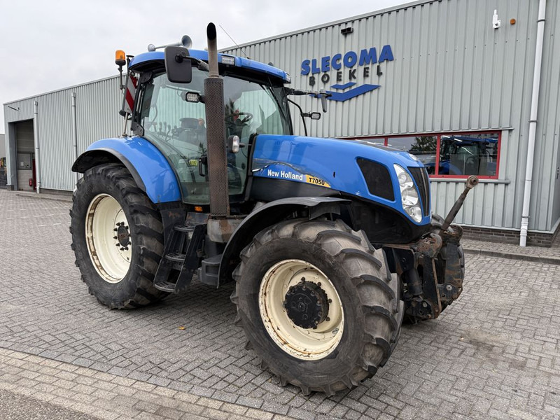 New Holland T7050 Power Command - Traktor: das Bild 4 New Holland T7050 Power Command - Traktor: das Bild 4