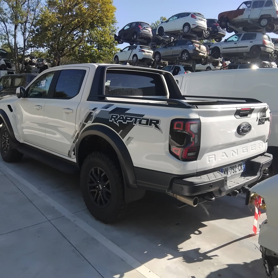 FORD RANGER RAPTOR - Pick-up: das Bild 3 FORD RANGER RAPTOR - Pick-up: das Bild 3
