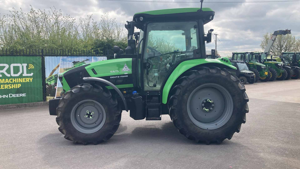 Deutz-Fahr 5125 - Traktor: das Bild 2 Deutz-Fahr 5125 - Traktor: das Bild 2