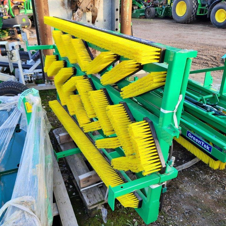 Greentek HMB186Y multibrush - Kehrbesen für Landmaschine: das Bild 3 Greentek HMB186Y multibrush - Kehrbesen für Landmaschine: das Bild 3