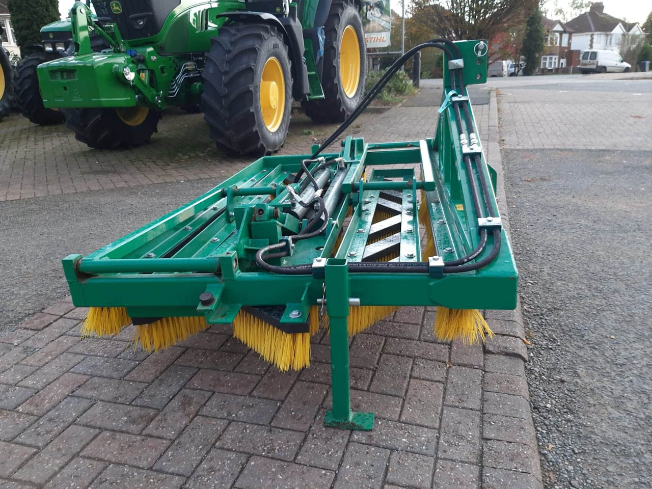 Greentek HMB186Y multibrush - Kehrbesen für Landmaschine: das Bild 3 Greentek HMB186Y multibrush - Kehrbesen für Landmaschine: das Bild 3