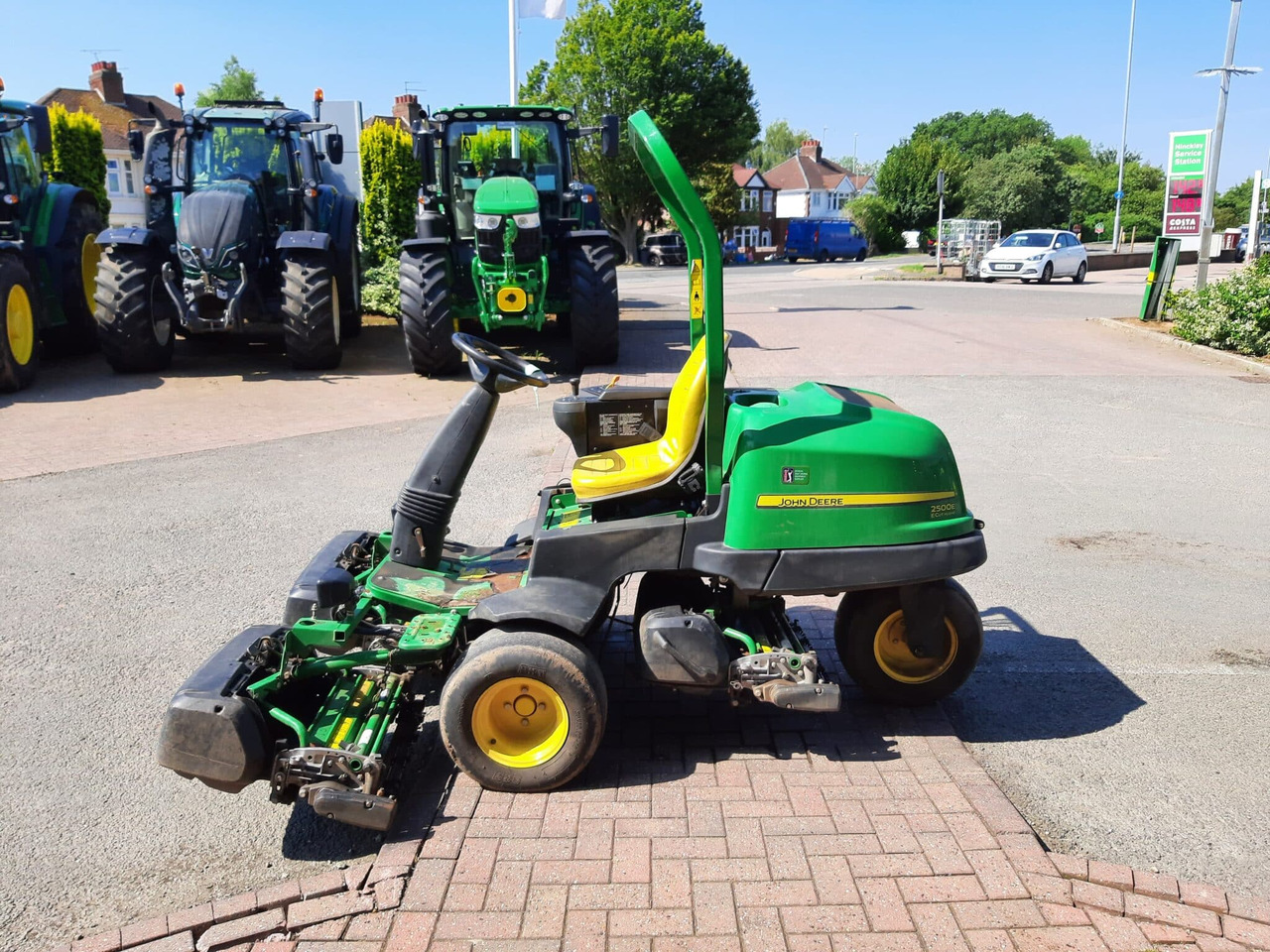 John Deere 2500EH greens triple mower - Rasenmäher: das Bild 5 John Deere 2500EH greens triple mower - Rasenmäher: das Bild 5