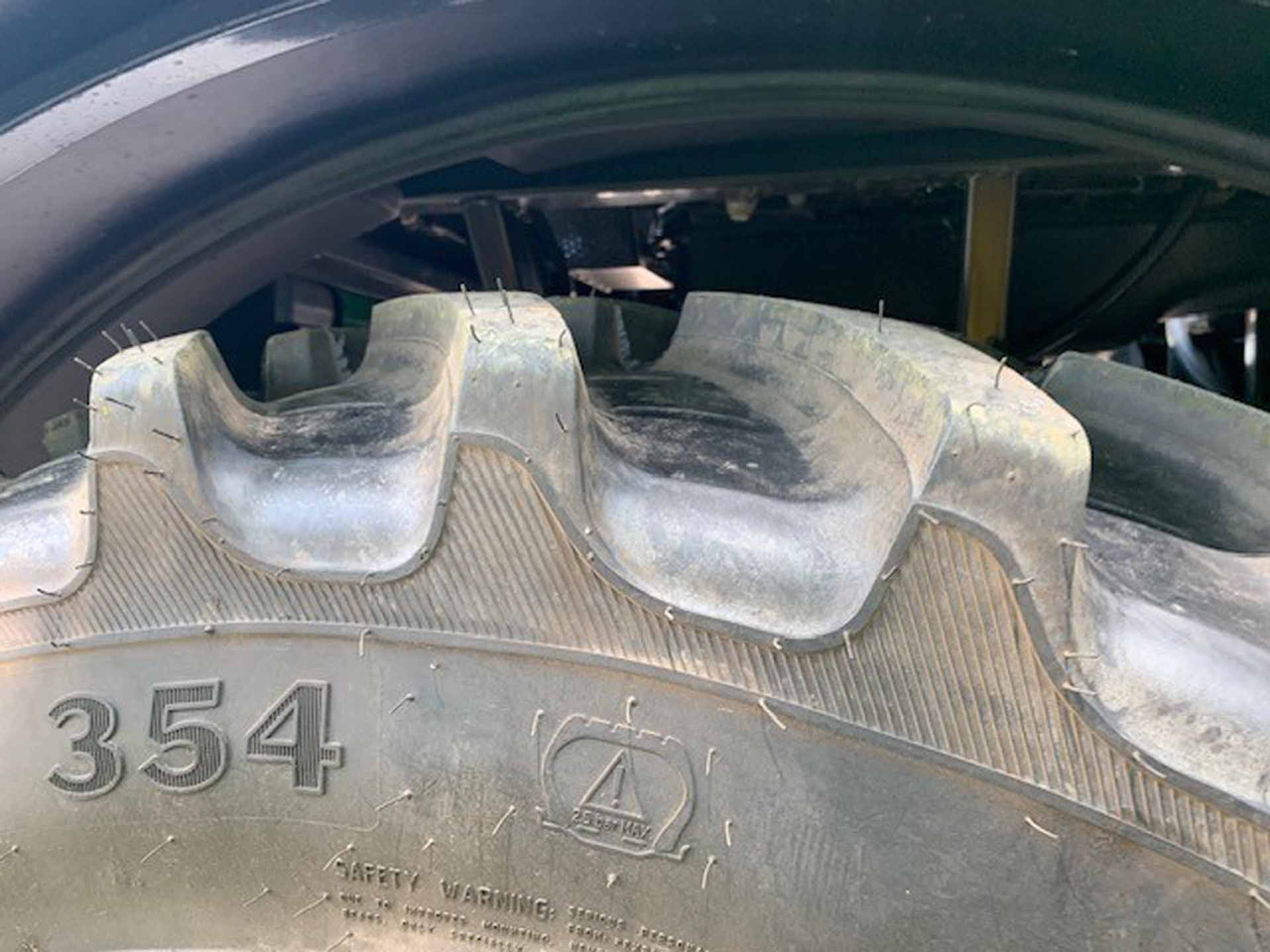 John Deere 340M - Pflanzenschutzspritze: das Bild 4 John Deere 340M - Pflanzenschutzspritze: das Bild 4