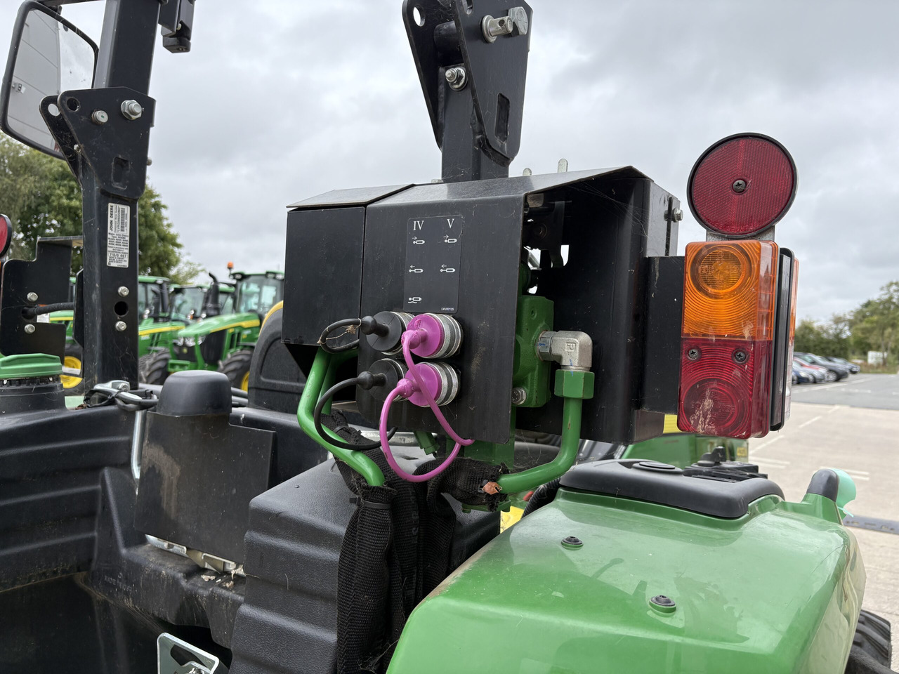 John Deere 4052M Compact Tractor - Kleintraktor: das Bild 5 John Deere 4052M Compact Tractor - Kleintraktor: das Bild 5