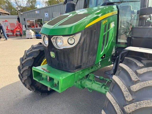 John Deere 6110M - Traktor: das Bild 3 John Deere 6110M - Traktor: das Bild 3