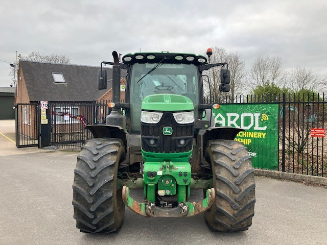 John Deere 6145R - Traktor: das Bild 2 John Deere 6145R - Traktor: das Bild 2