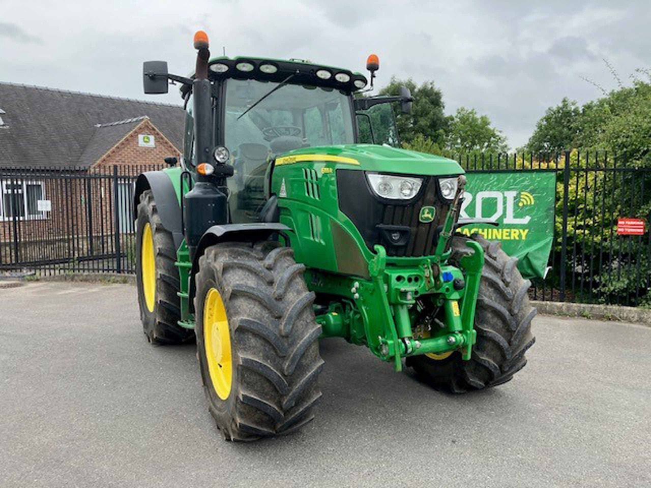 John Deere 6155R - Traktor: das Bild 5 John Deere 6155R - Traktor: das Bild 5