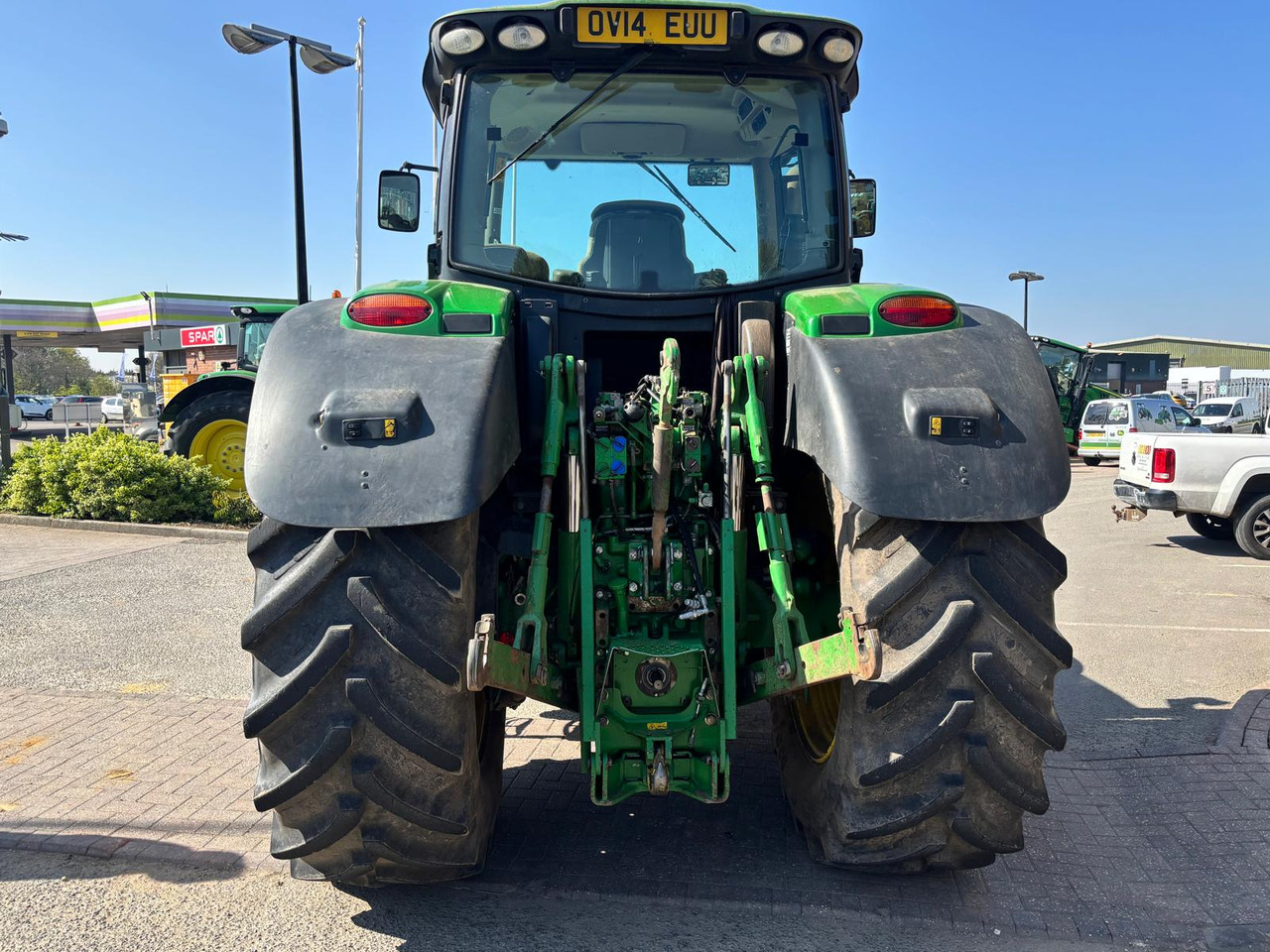 John Deere 6190R - Traktor: das Bild 3 John Deere 6190R - Traktor: das Bild 3