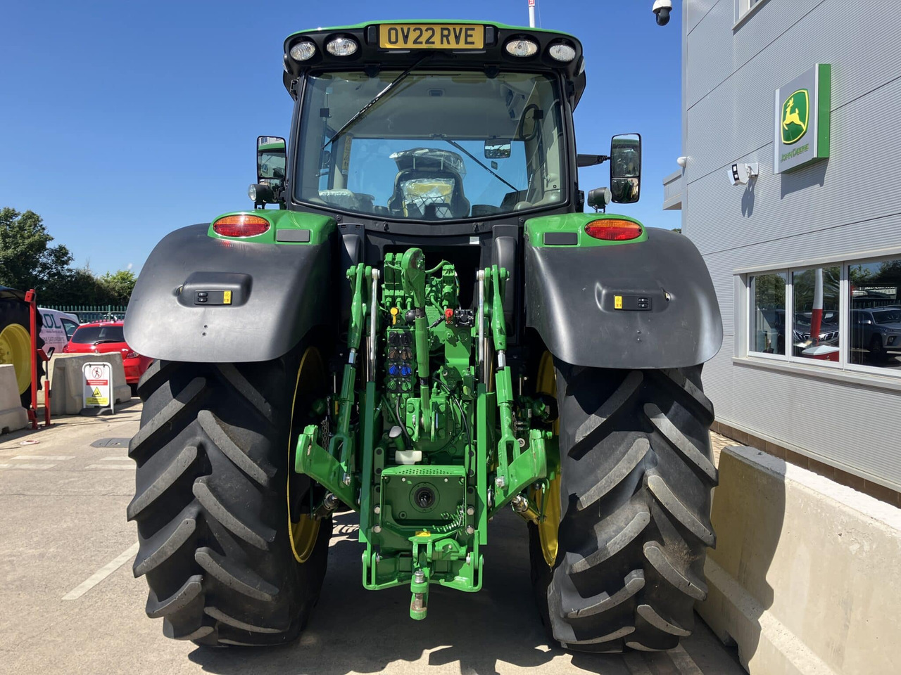 John Deere 6215R - Traktor: das Bild 4 John Deere 6215R - Traktor: das Bild 4