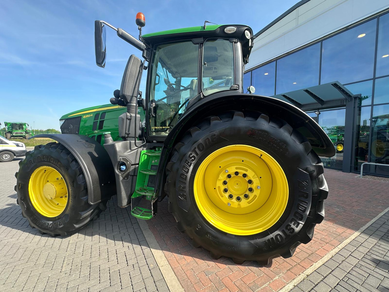 John Deere 6250R - Traktor: das Bild 5 John Deere 6250R - Traktor: das Bild 5