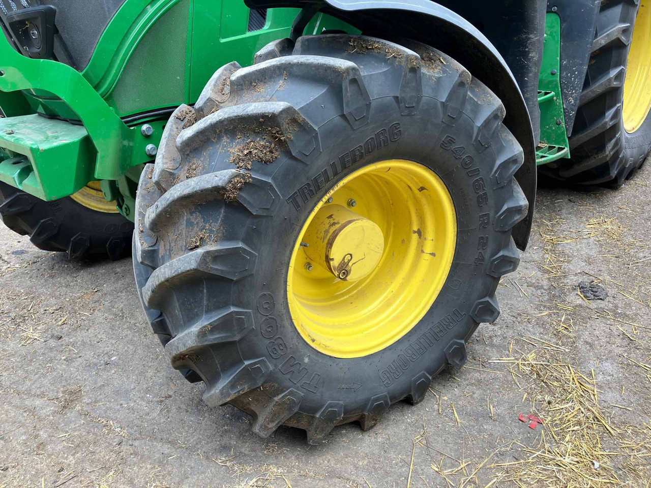 John Deere 6R 150 + 643R Loader - Traktor: das Bild 3 John Deere 6R 150 + 643R Loader - Traktor: das Bild 3
