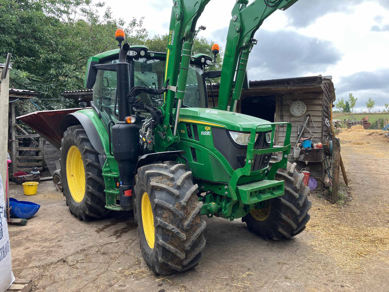 John Deere 6R 150 + 643R Loader - Traktor: das Bild 5 John Deere 6R 150 + 643R Loader - Traktor: das Bild 5
