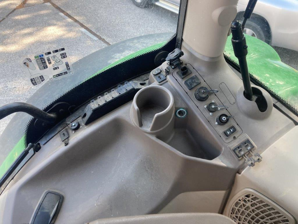 John Deere 6R 155 - Traktor: das Bild 4 John Deere 6R 155 - Traktor: das Bild 4