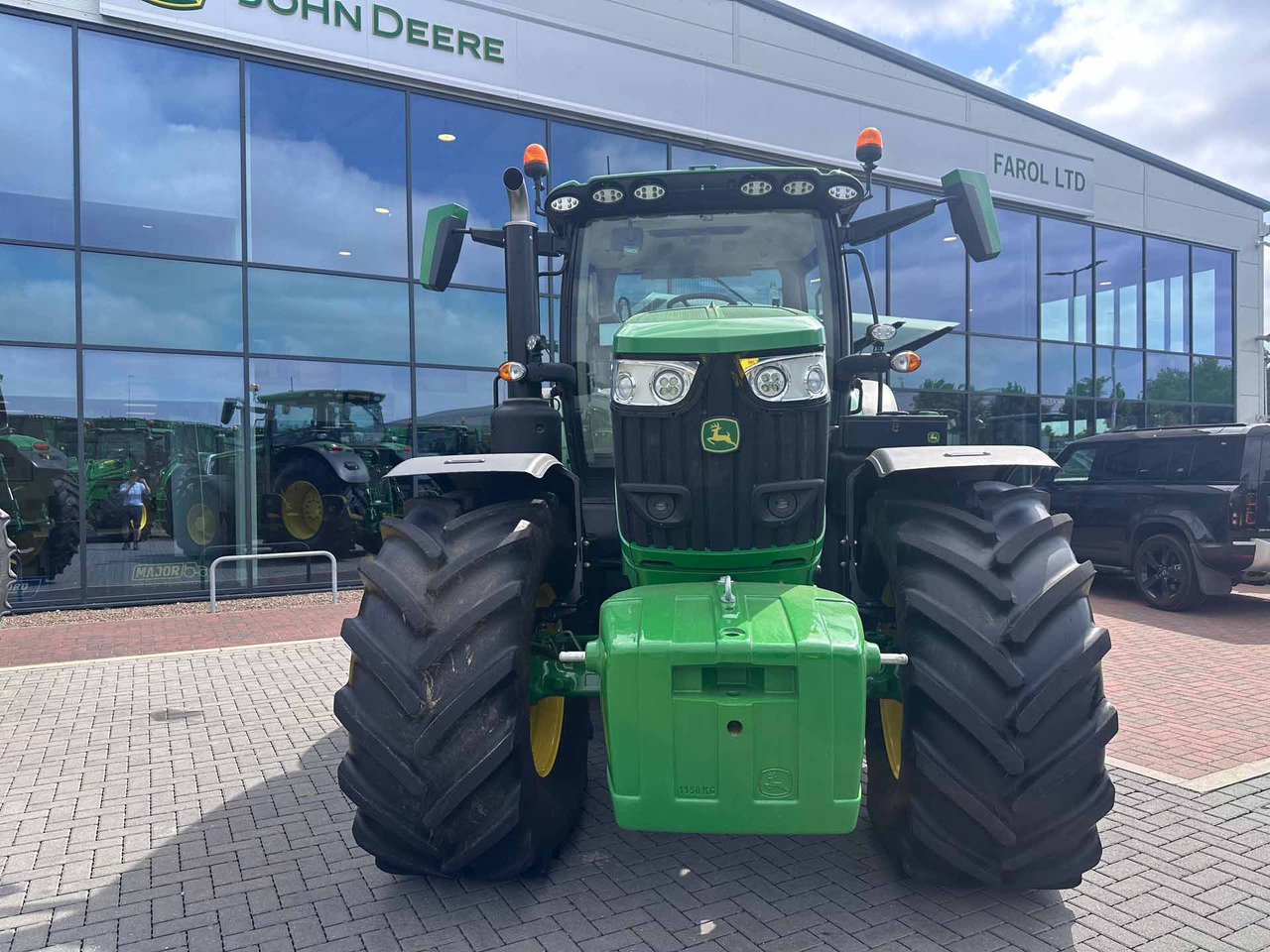 John Deere 6R 215 - Traktor: das Bild 3 John Deere 6R 215 - Traktor: das Bild 3