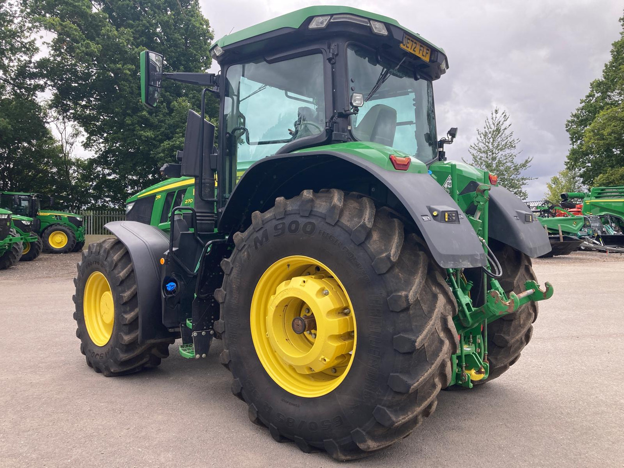 John Deere 7R 270 - Traktor: das Bild 4 John Deere 7R 270 - Traktor: das Bild 4
