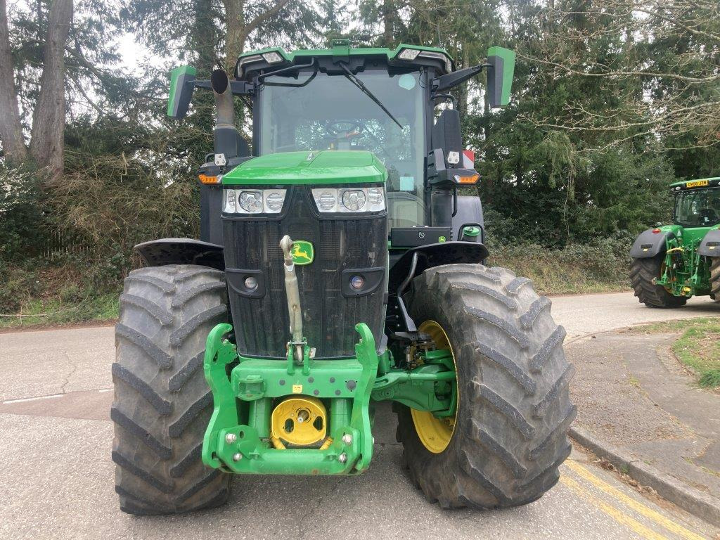 John Deere 7R 310 - Traktor: das Bild 2 John Deere 7R 310 - Traktor: das Bild 2