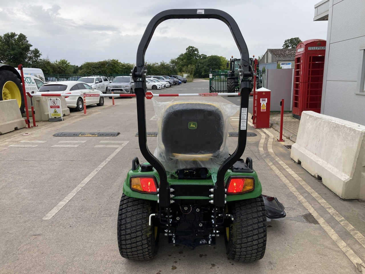 John Deere X940R ride on rotary mower - Rasenmäher: das Bild 4 John Deere X940R ride on rotary mower - Rasenmäher: das Bild 4