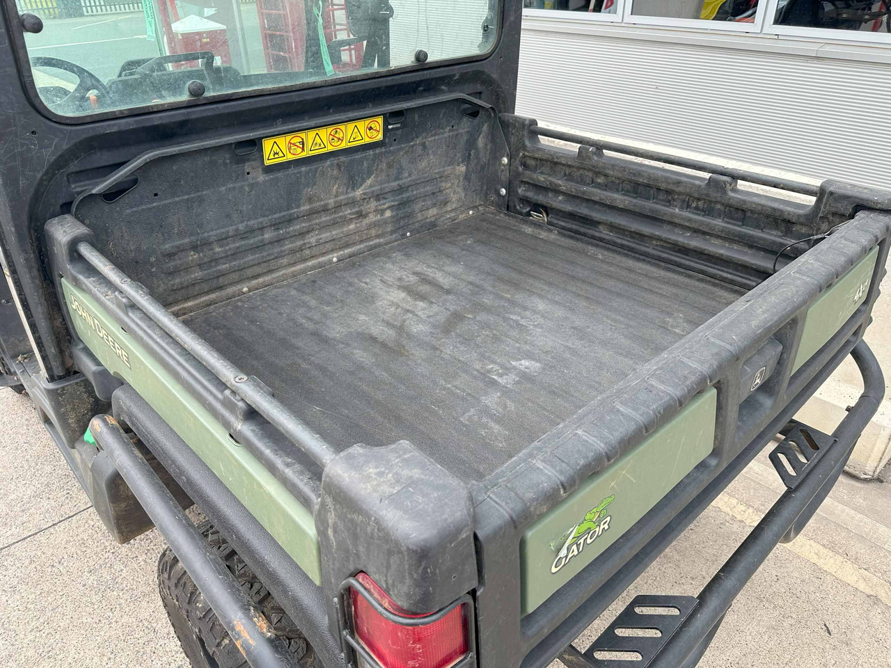 John Deere XUV865M - Quad: das Bild 4 John Deere XUV865M - Quad: das Bild 4