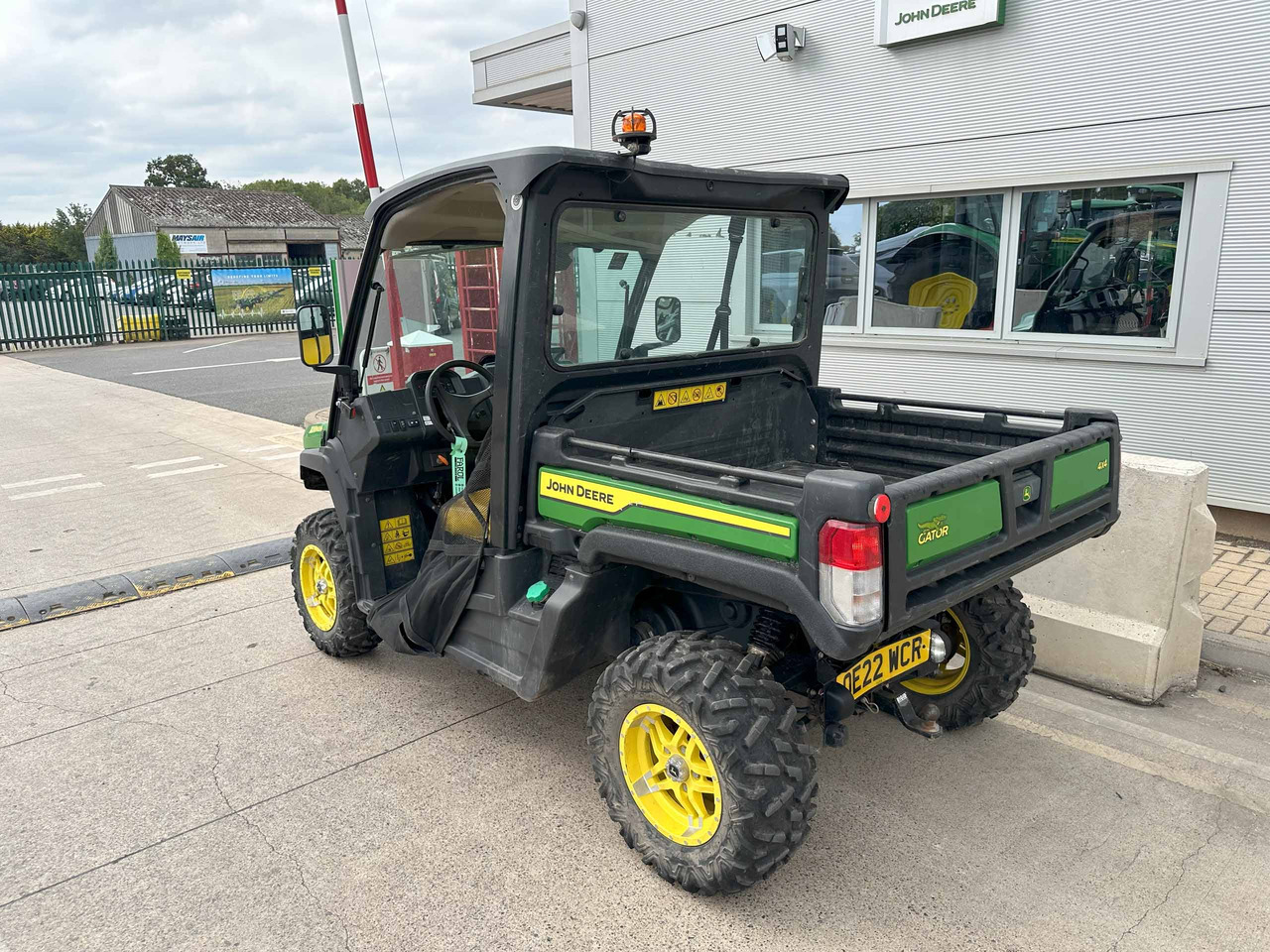John Deere XUV865M - Quad: das Bild 3 John Deere XUV865M - Quad: das Bild 3
