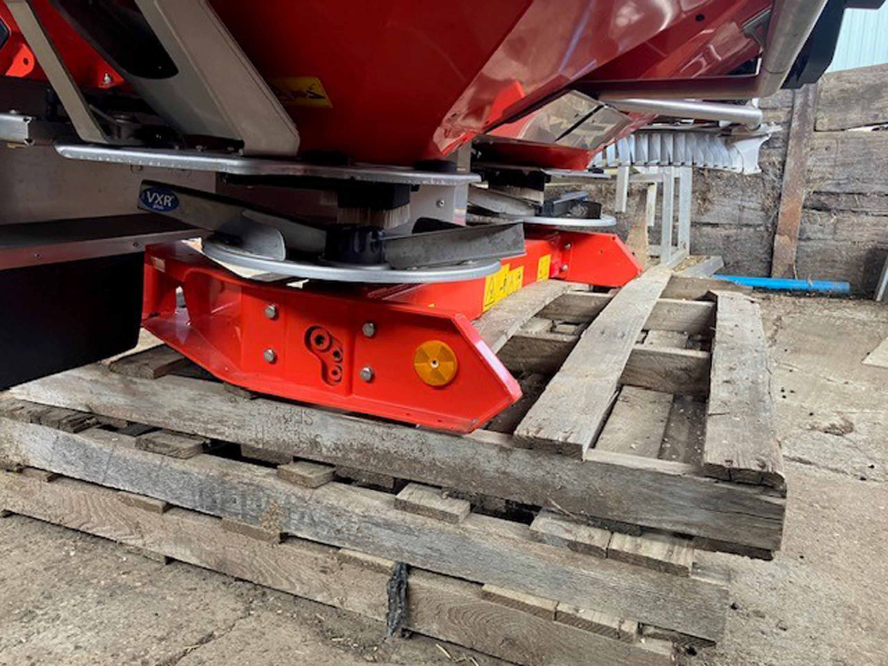Kuhn Axis 30.2D - Düngerstreuer: das Bild 4 Kuhn Axis 30.2D - Düngerstreuer: das Bild 4