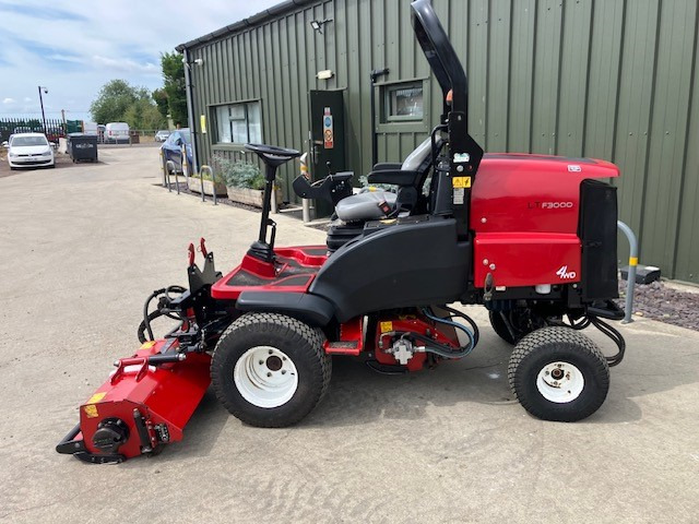 Toro LTF3000 Commercial Triple Flail Mower - Rasenmäher: das Bild 1 Toro LTF3000 Commercial Triple Flail Mower - Rasenmäher: das Bild 1