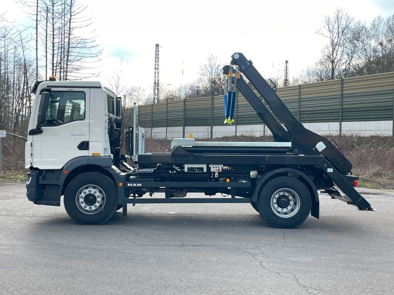 MAN TGM 18.320 4x2 Euro 6e Hyva Absetzkipper - Kipper, Autokran: das Bild 3 MAN TGM 18.320 4x2 Euro 6e Hyva Absetzkipper - Kipper, Autokran: das Bild 3