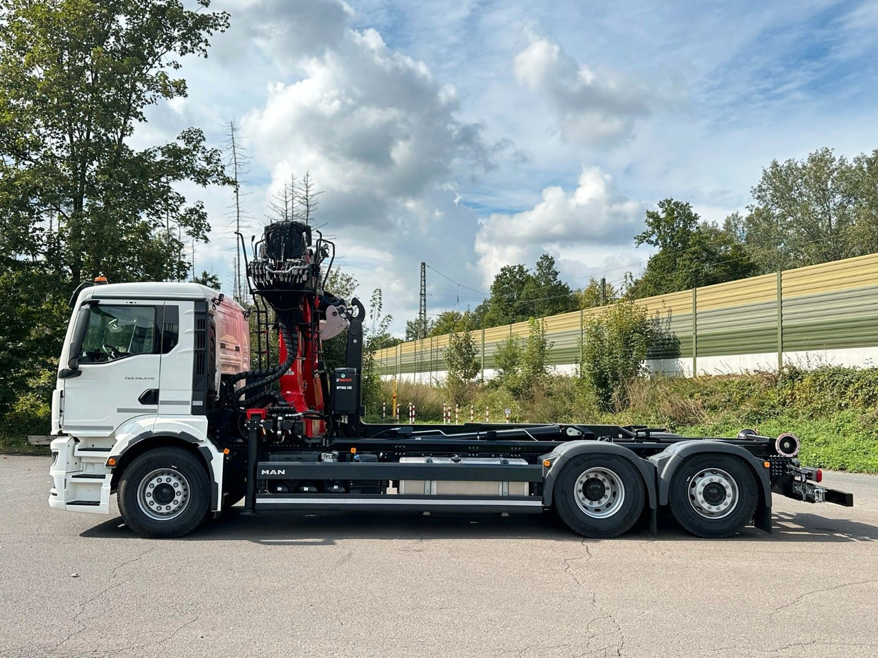 MAN TGS 26.470 6x2 Abrollkipper + Kran EPSILON - Abrollkipper, Autokran: das Bild 4 MAN TGS 26.470 6x2 Abrollkipper + Kran EPSILON - Abrollkipper, Autokran: das Bild 4